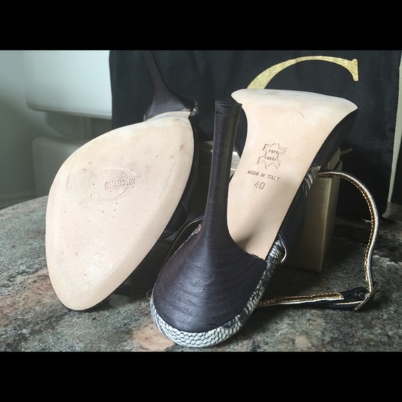 Just Cavalli Cross Ankle Strap Sandal, US 9.5 - Picture 8 of 8